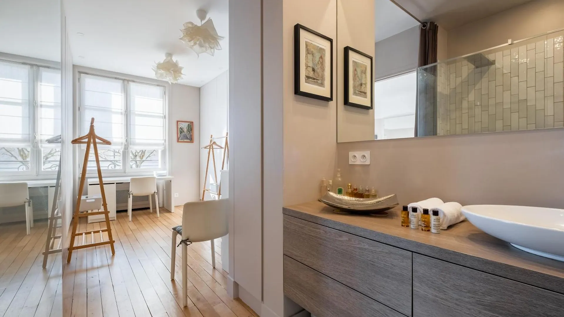 Veeve - Arboreal Maison Apartment
